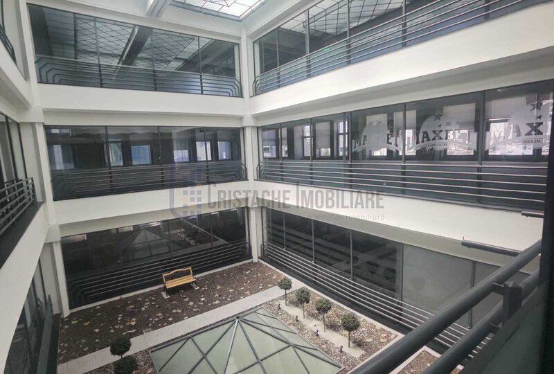 Office building in P-ta Unirii, suprafata disponibila incepand cu 500 mp.